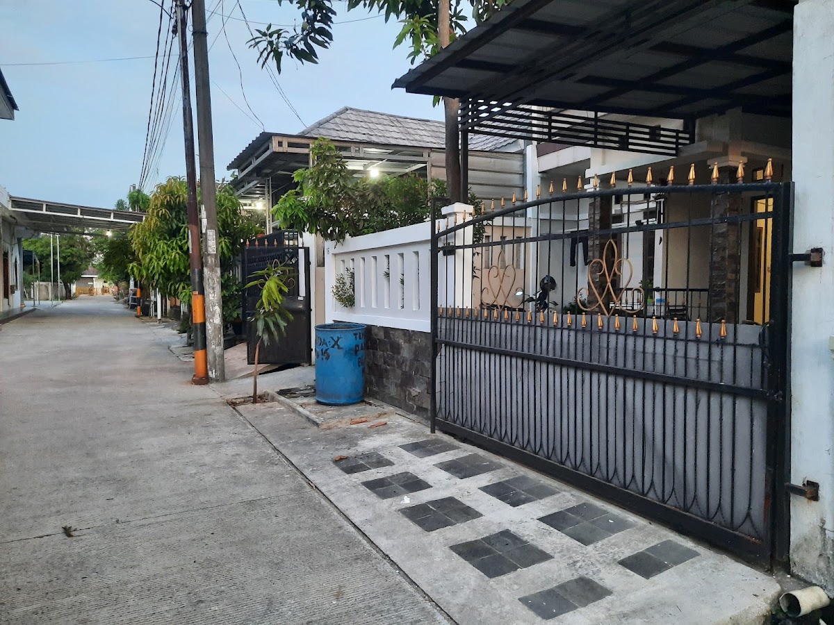 Kost Putra Teguh Yuana — kos di bekasi