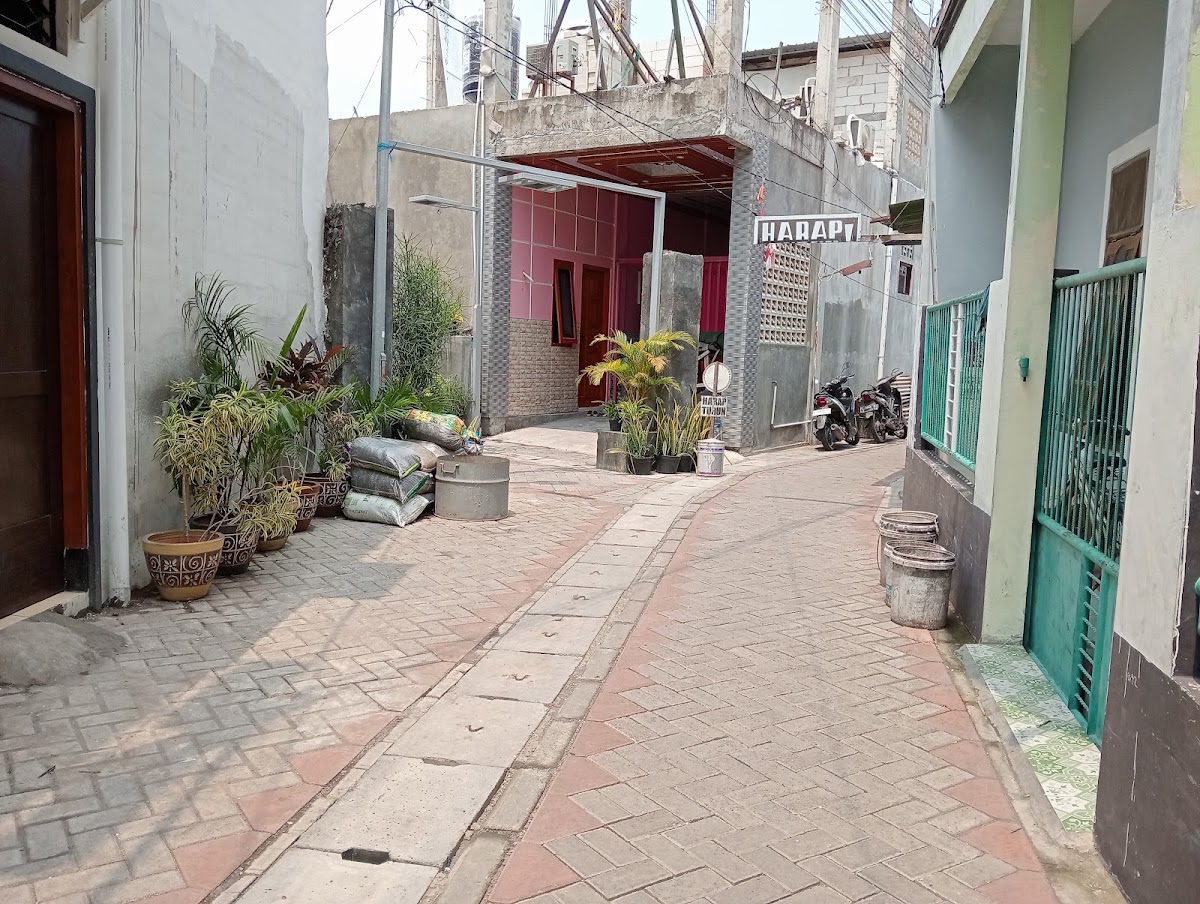 Kost D'PINKy — kos di surabaya