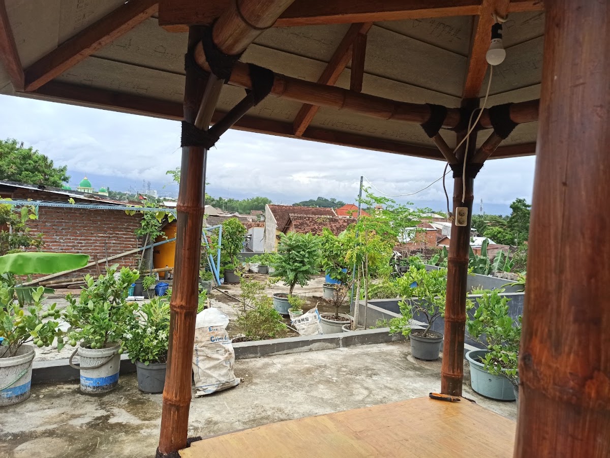 Kos-Kosan Sawojajar Bu Yuriati (Pasutri-Putri-Putra) - foto properti sewa