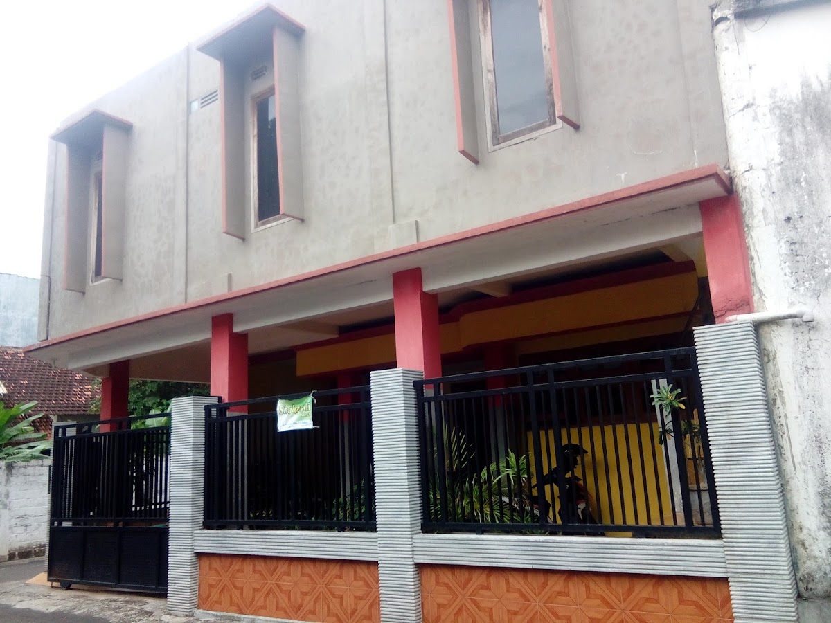 Shahzadi Kost - Sewa di Tuban