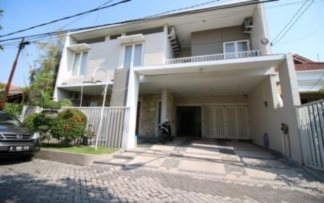 Kost Putri Alvira Rungkut — kos di surabaya