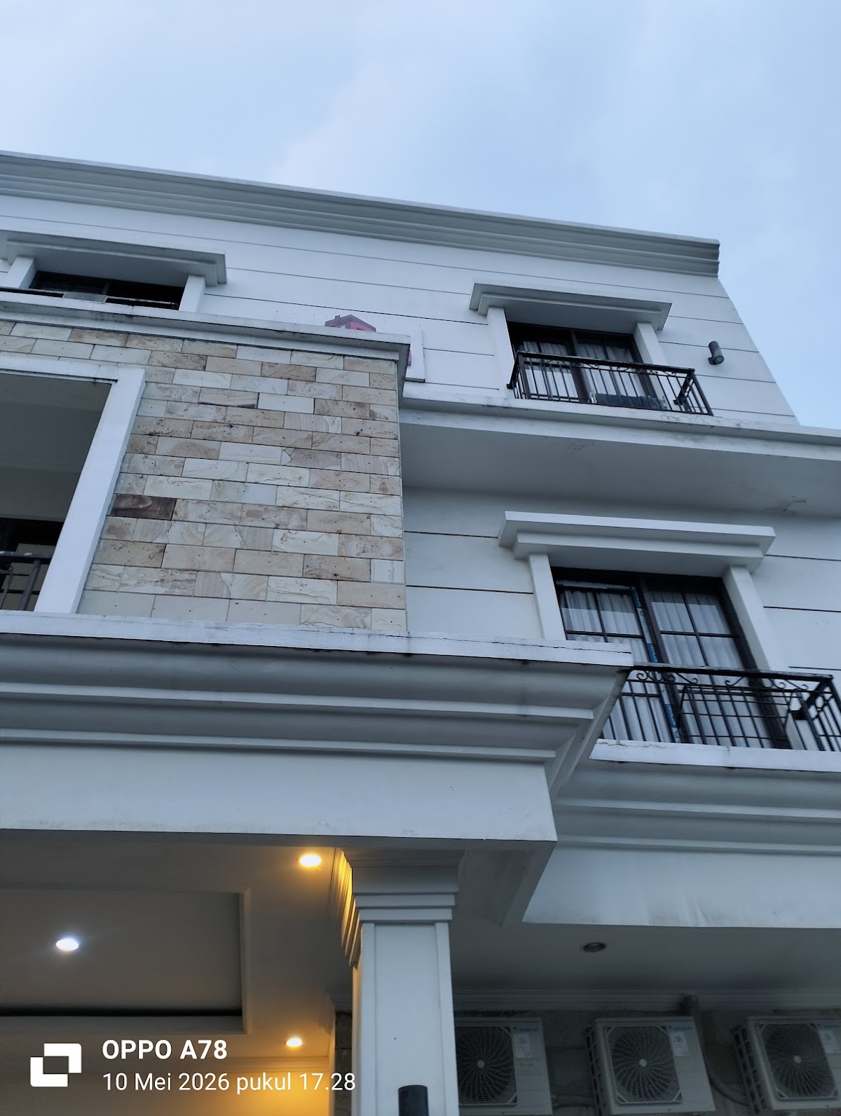 Dzawani Kost Putri Unjani 2 — kos-eksklusif di bandung