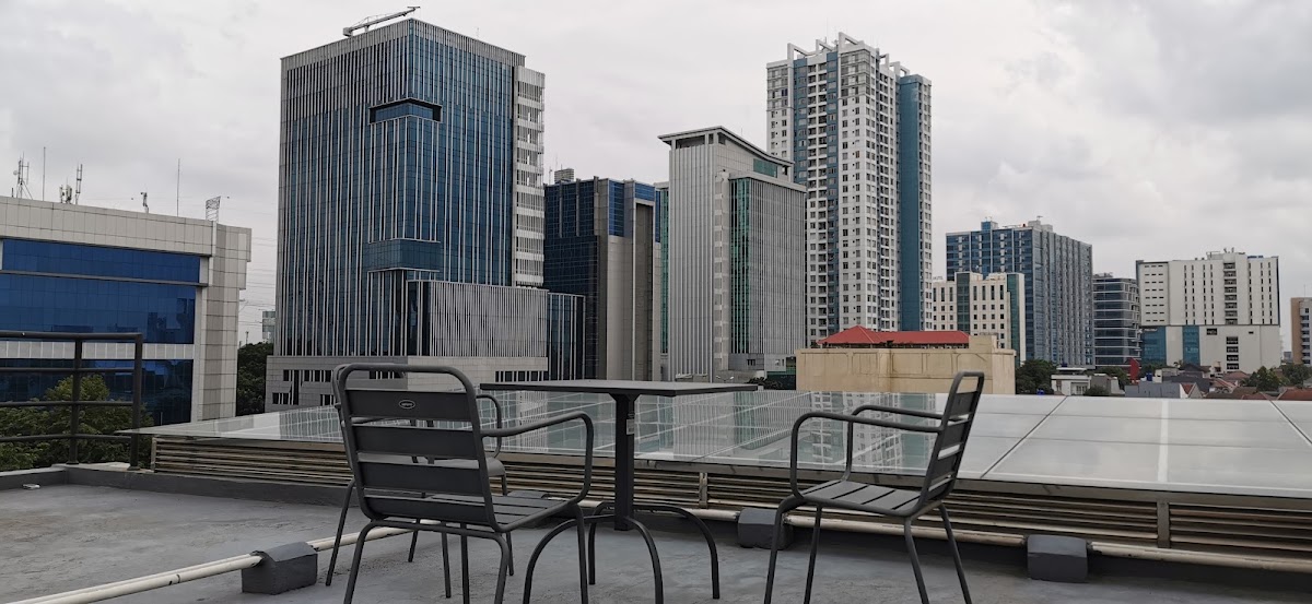 Kostel DamDu — kos-eksklusif di jakarta