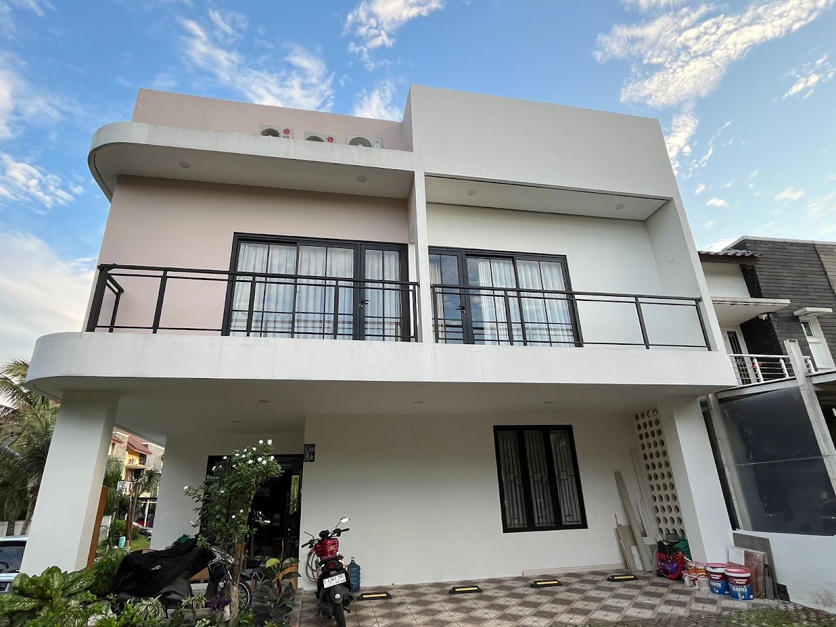 Perumahan Raffles Hills Cibubur - Sewa di Harjamukti