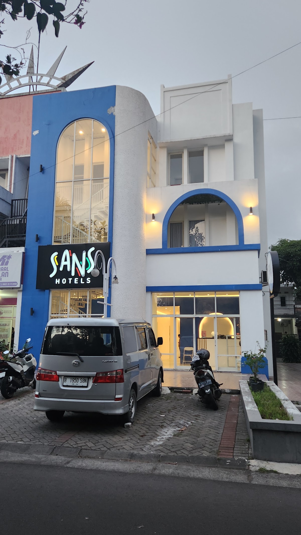 Sans Hotel La Vida Malang - foto properti sewa