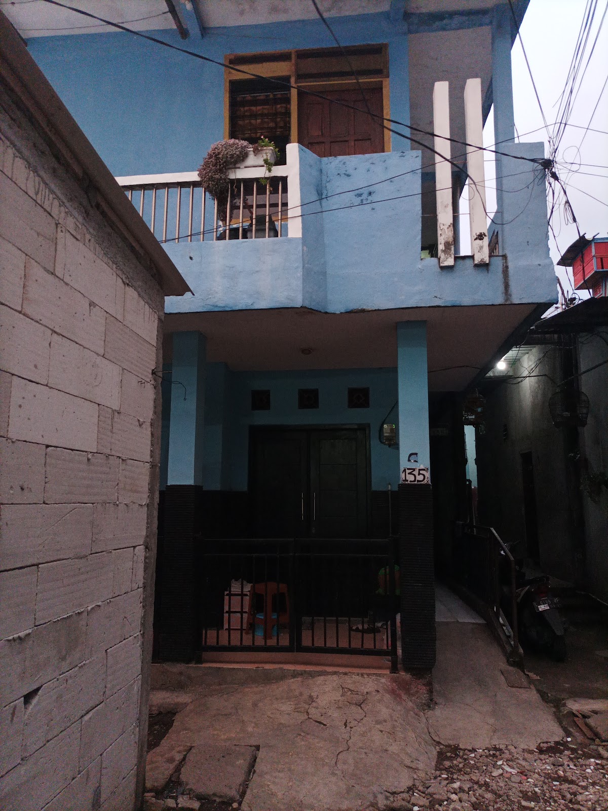 Rumah Kost Semolowaru — kontrakan di surabaya