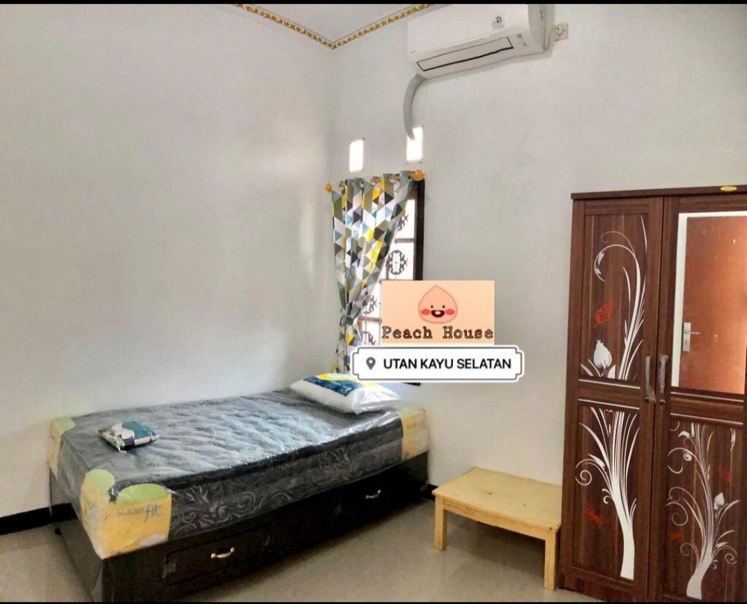 Peach House ( kost Putra ) — kos di jakarta