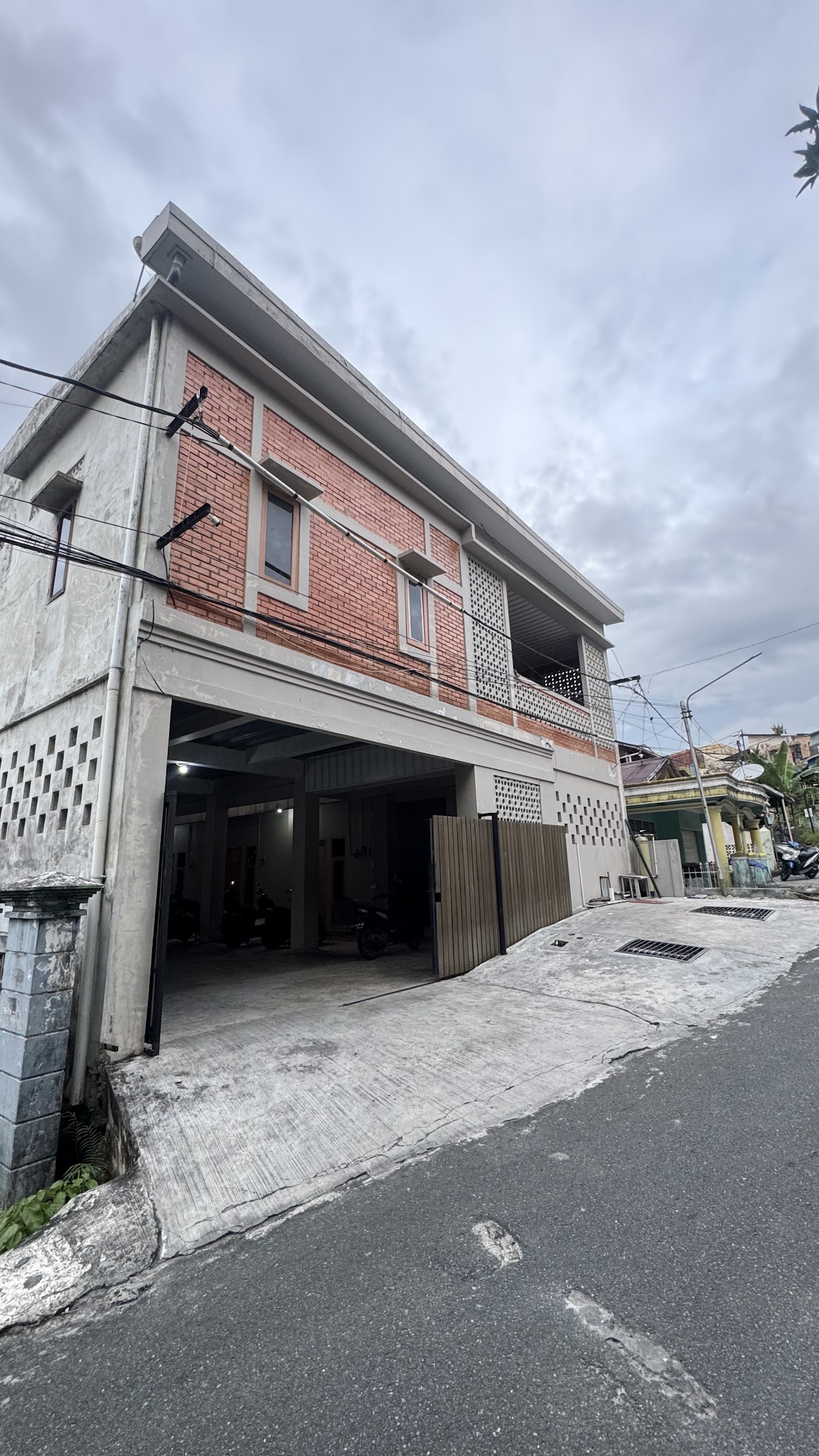 Kost CNC Baru — kos di bali