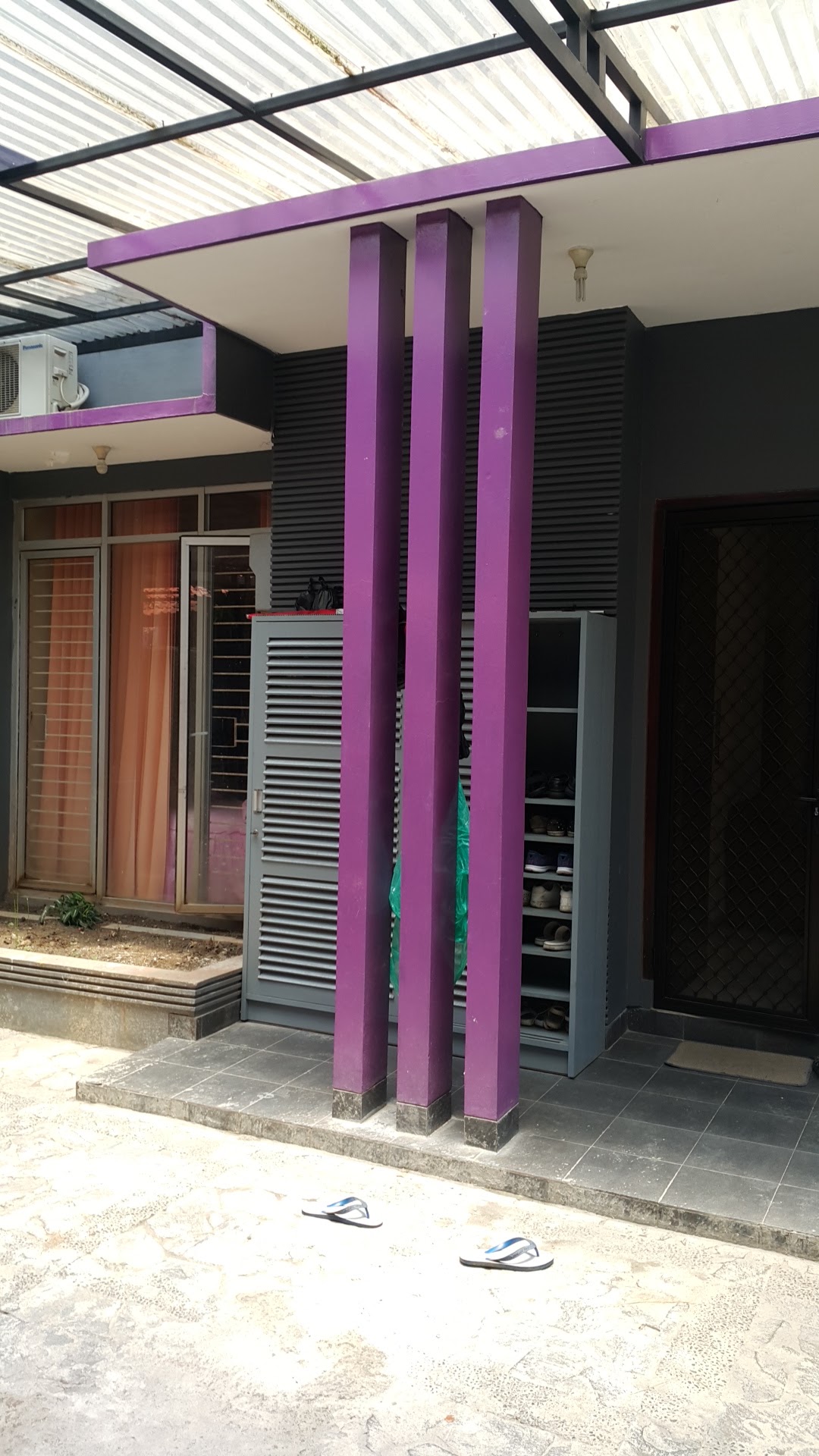 De Kost Khusus Mahasiswi — kos di depok