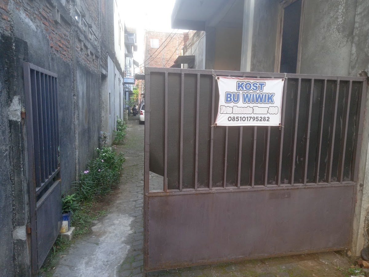 Kost Bu Wiwik (Kos Putra dekat UNDIP & Poltekes) — kos di semarang