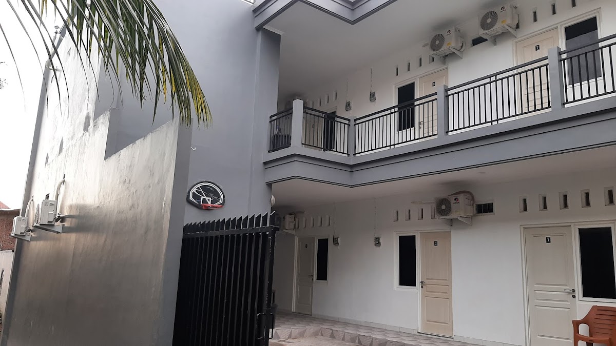RAYA KOST — kos di semarang