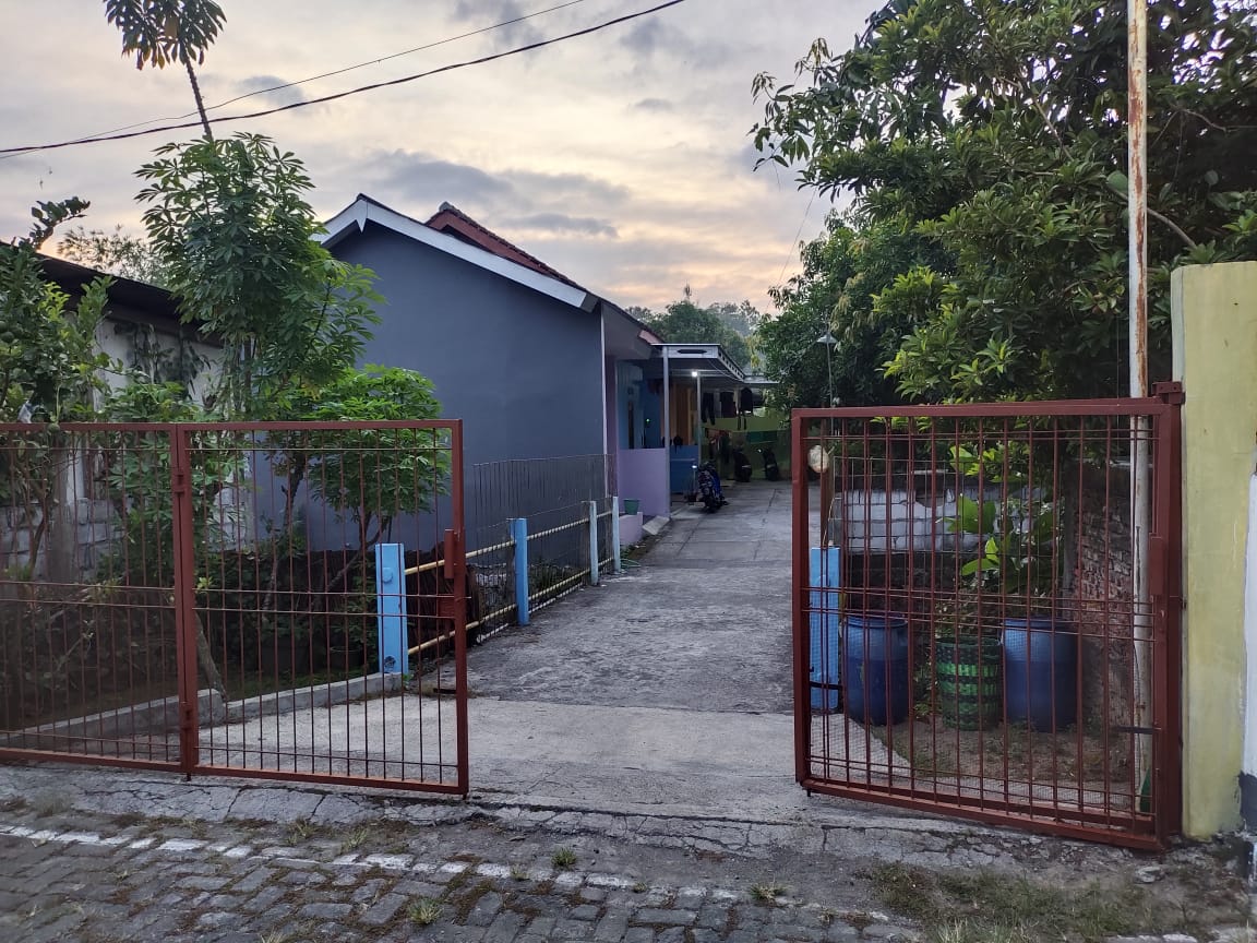 Kost dan kontrakan Bius — kontrakan di semarang