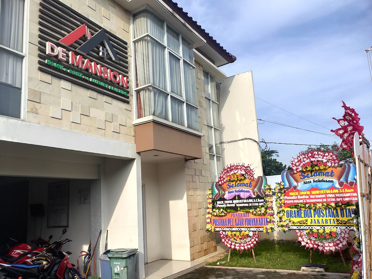 Kost Putra Exclusive De Mansion — kos di semarang