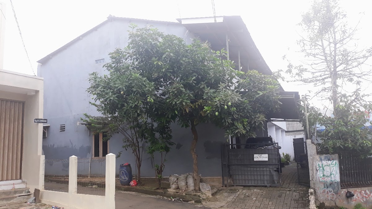 Rumah Kontrakan Pak Bambang — kontrakan di tangerang