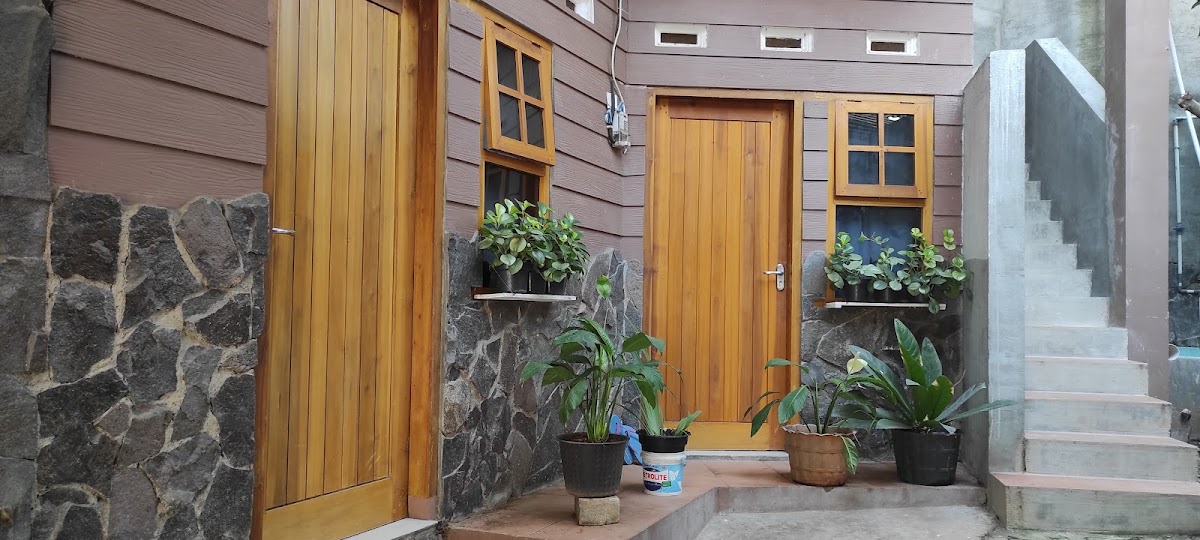 Kost RumahKebon — kontrakan di bandung