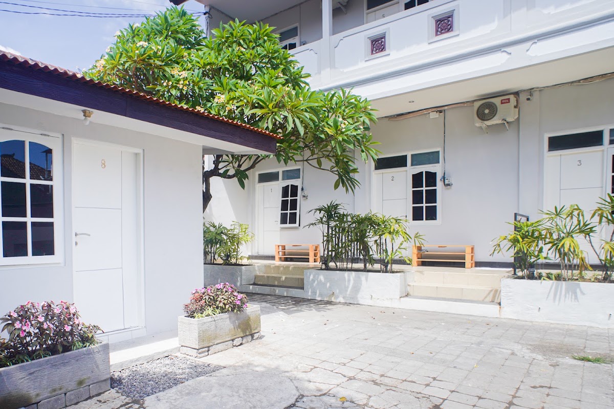 Fun Living Guest House — kos di bali