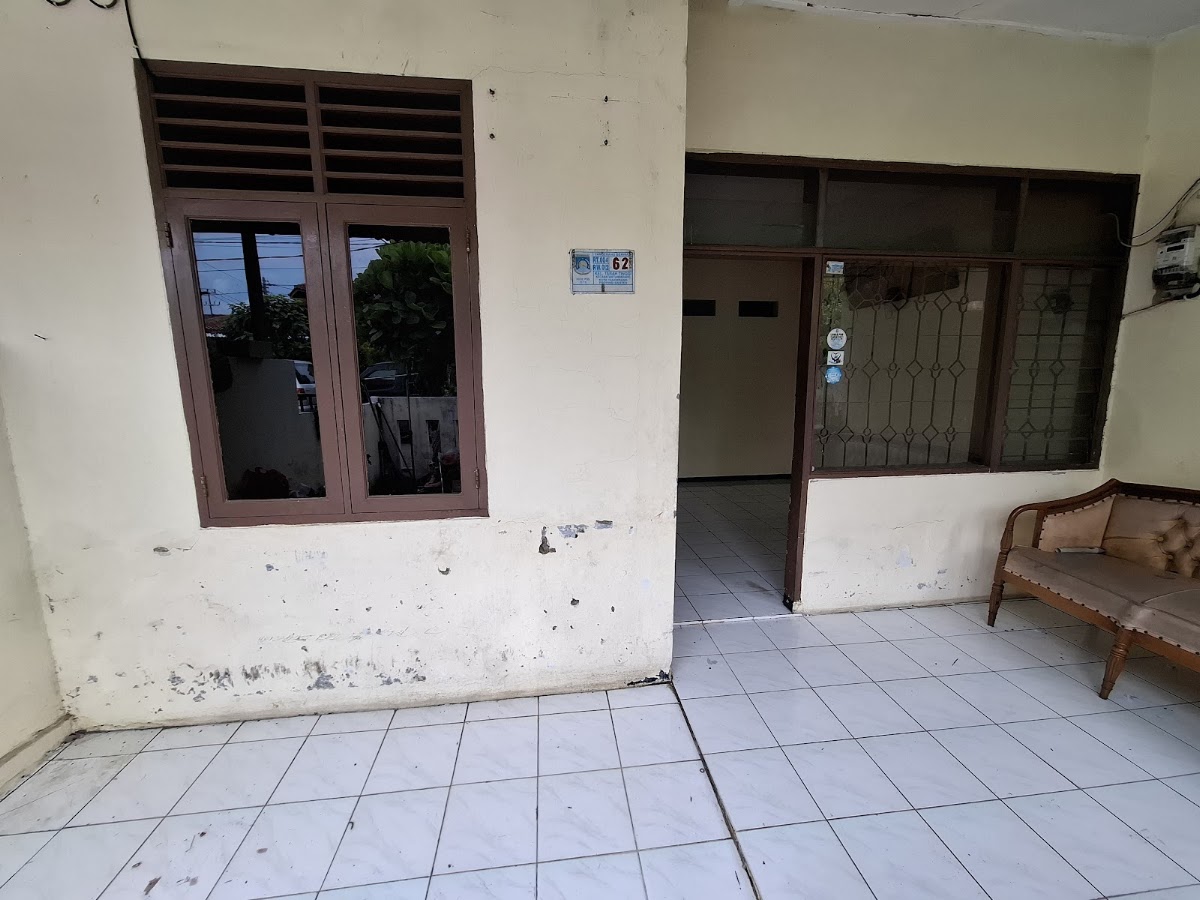 Kontrakan Pak Budi — kontrakan di tangerang