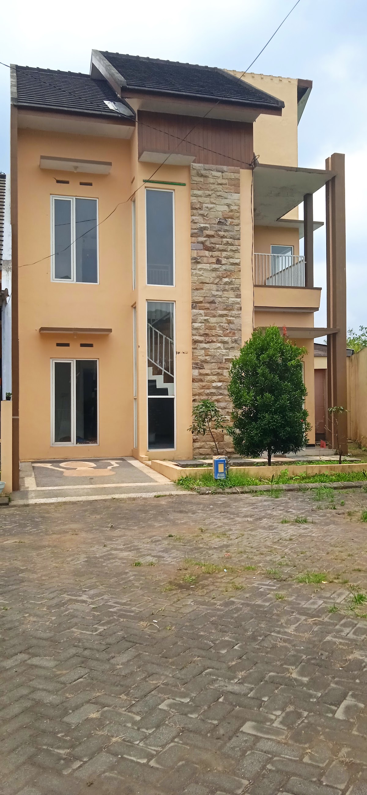 Ratu Kost - foto properti sewa