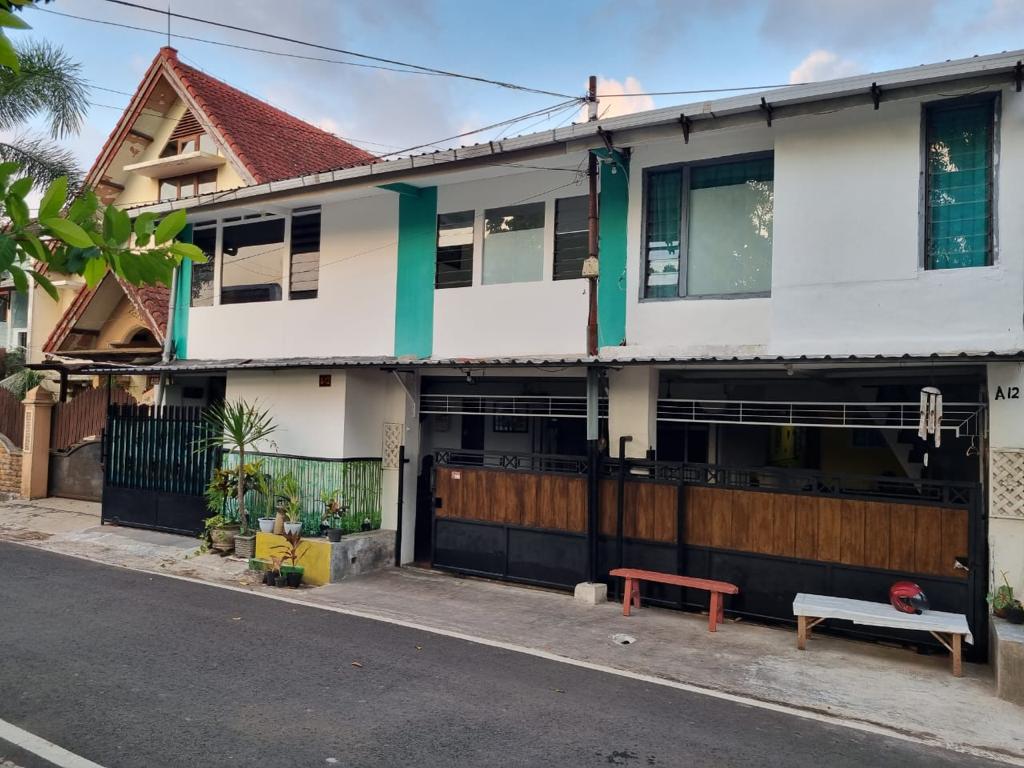 Properti sewa Indonesia