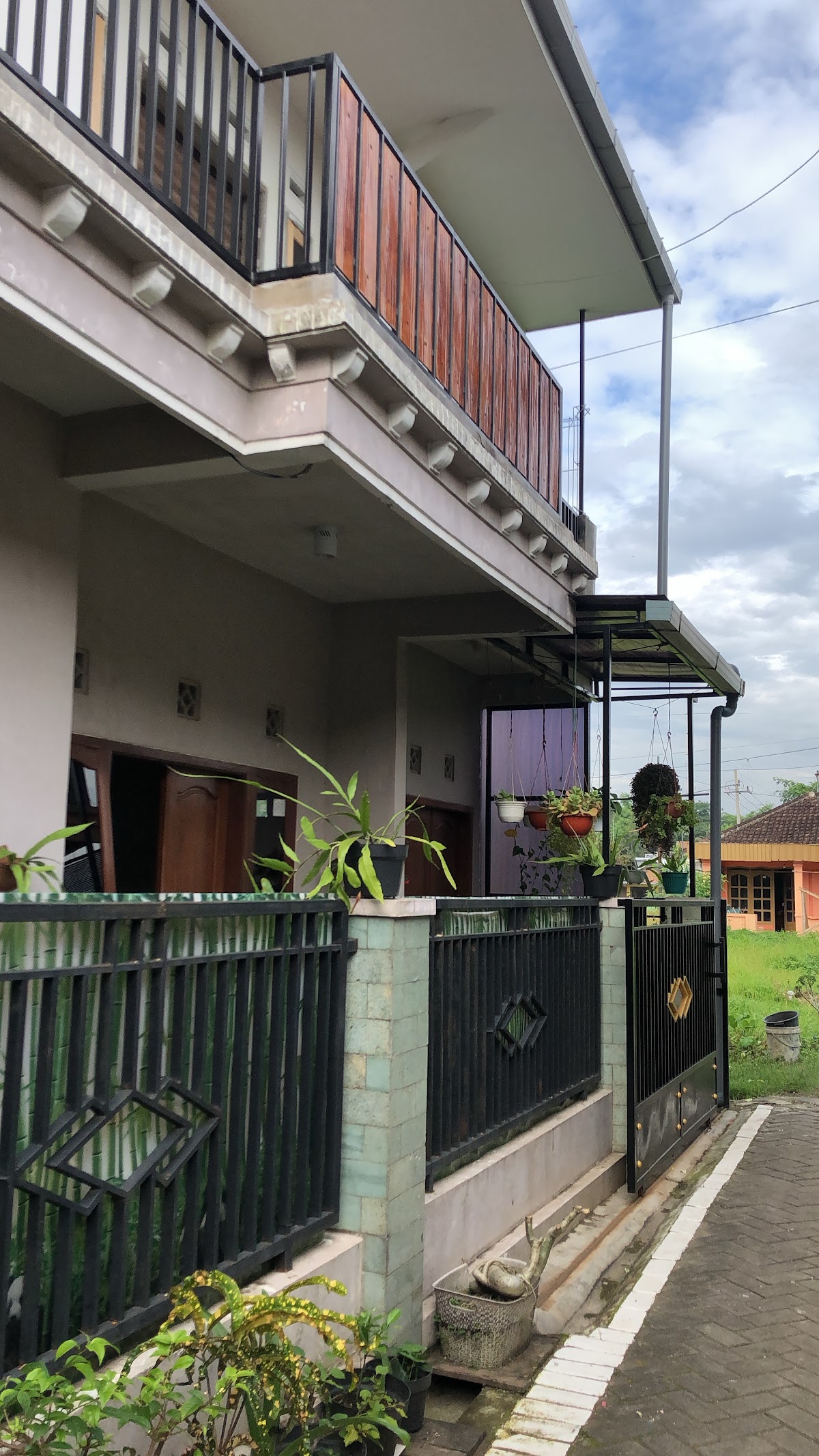 Kost Monsel — kos di malang