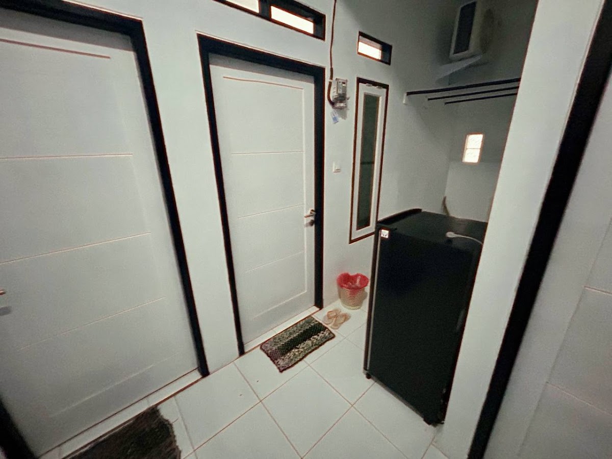 Kost Putri Hj Djumali Alam Sutera — kos di tangerang