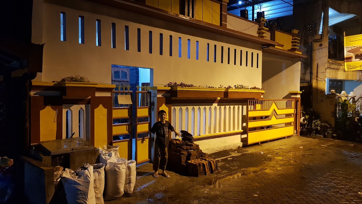 Kos Putra Inyong Gubeng Jaya SR No 23 Surabaya — kos di surabaya