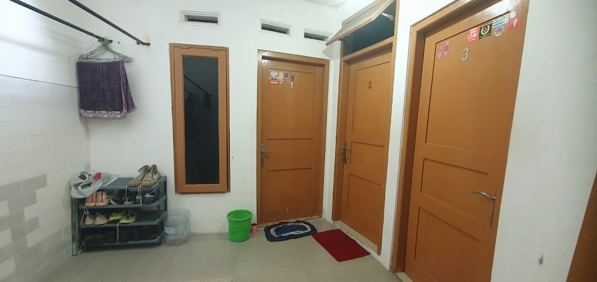 Kost Putra Bukpri — kos di surabaya
