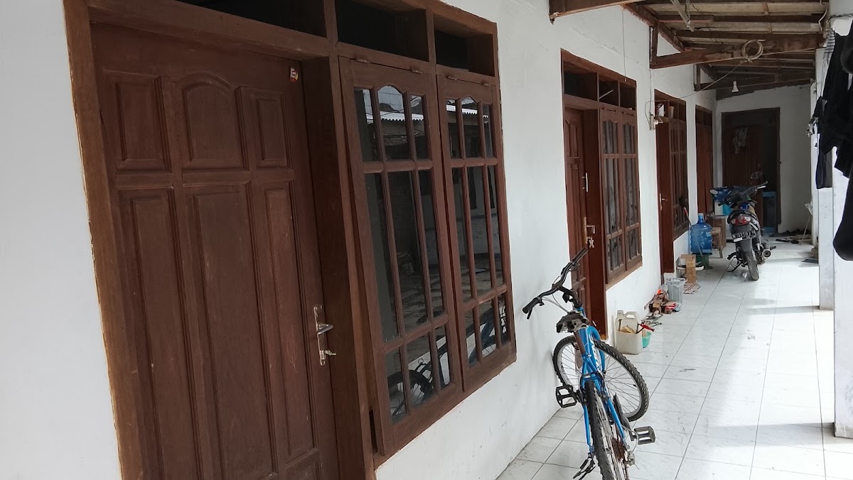 Bisnis kost putra — kos di kedungkandang