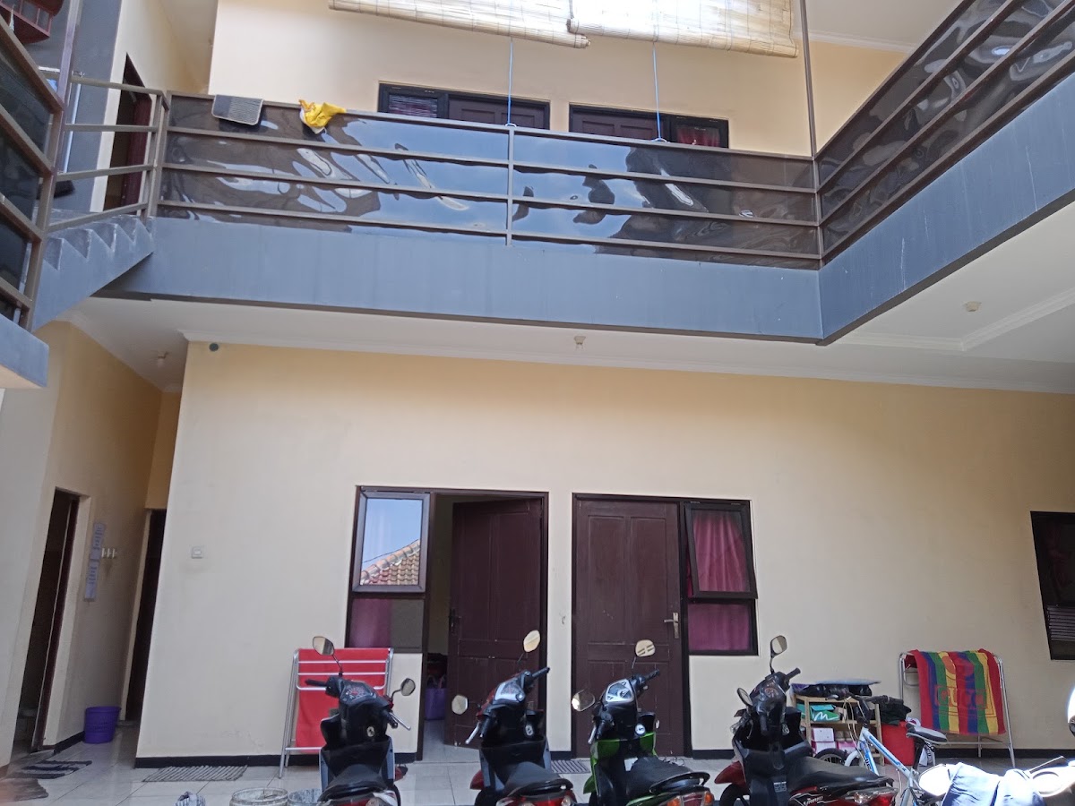 Terima Kost Putri (Sukun 33) - foto properti sewa
