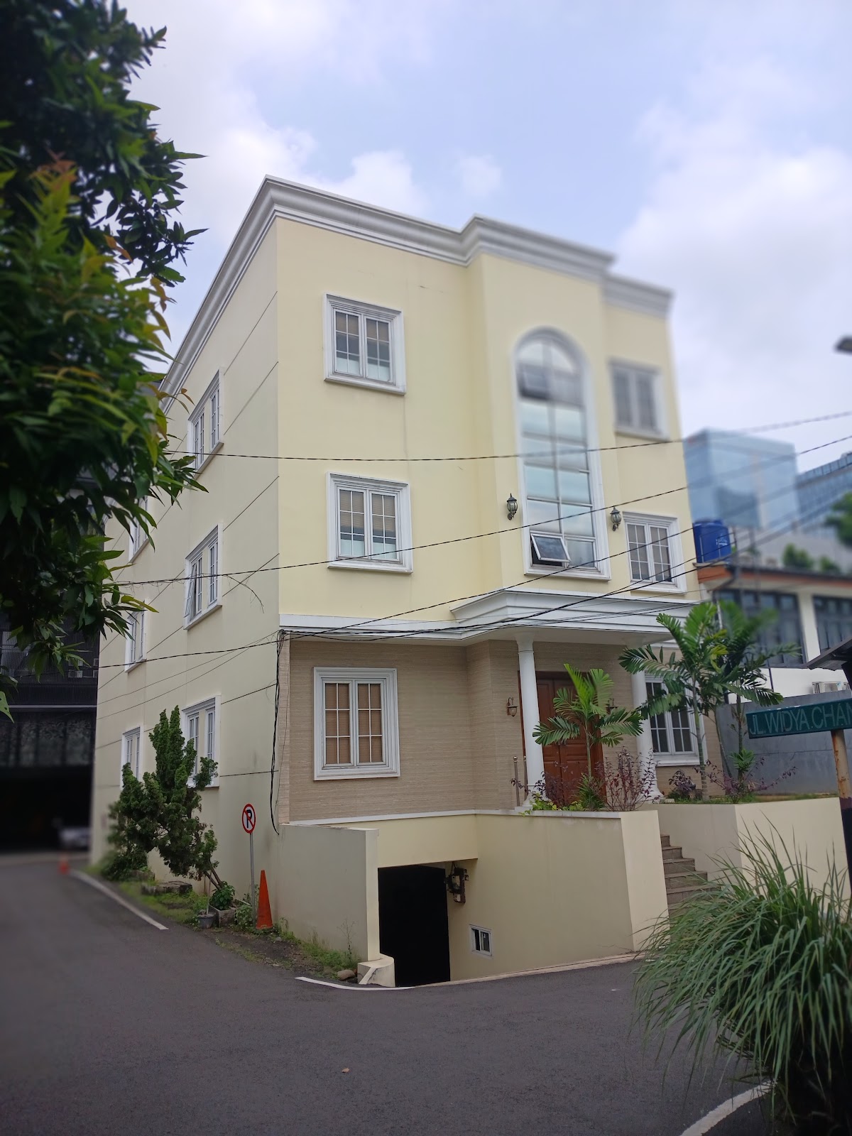 Properti sewa Indonesia