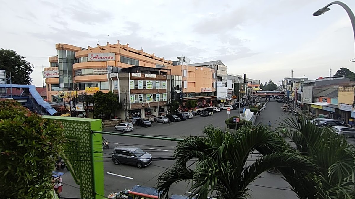Kost Warly Tangerang — kos di tangerang