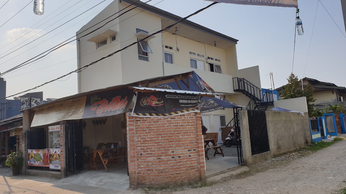 KOST ALFIJINY — kos di depok