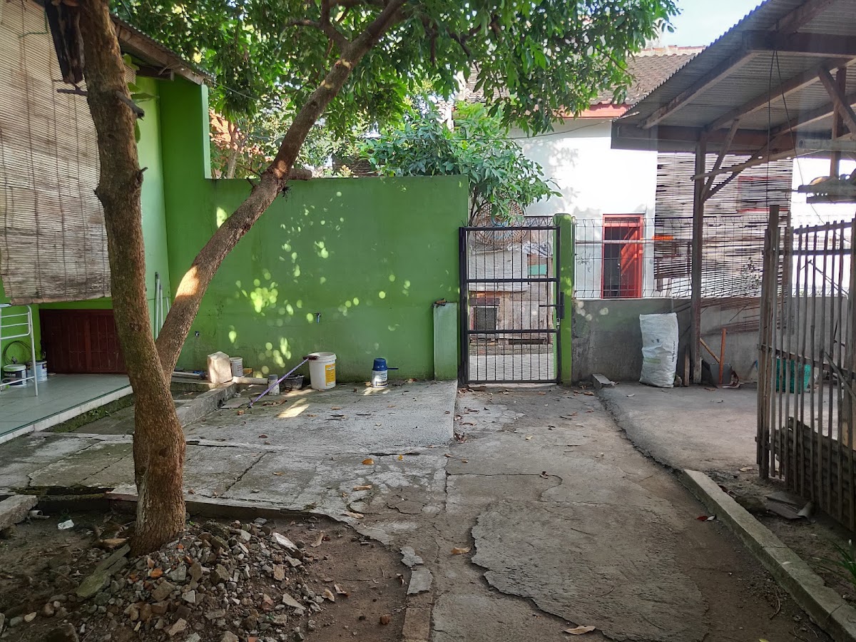 Kost Titian (Kost putra) — kos di solo