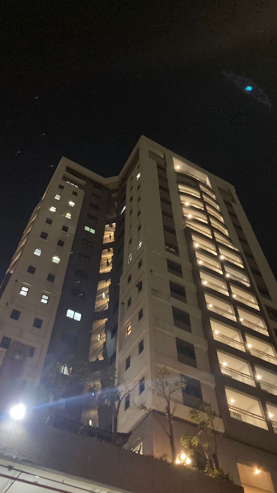 Apartemen Puncak Marina Tower 1 - Sewa di Wonokromo