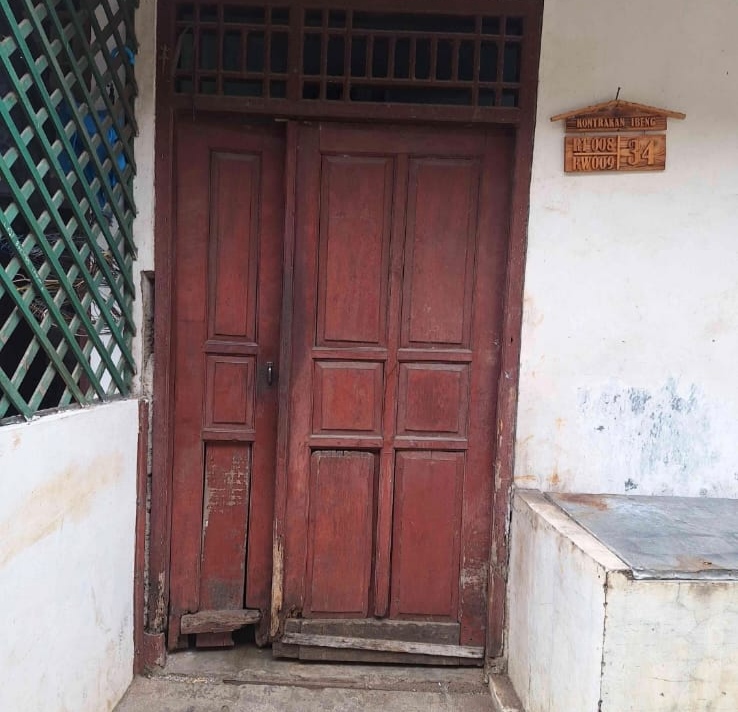KONTRAKAN IBENG — kontrakan di tangerang