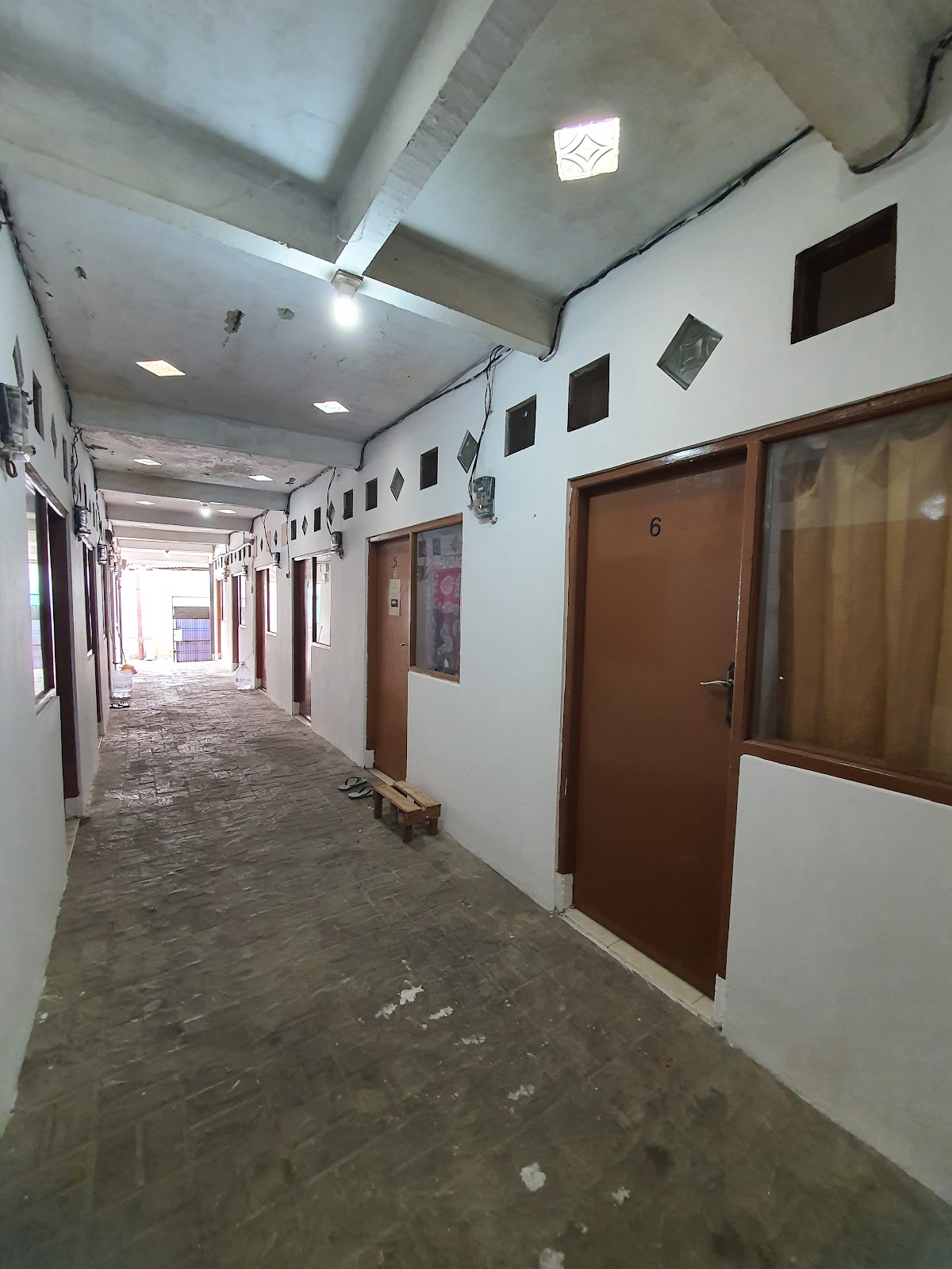 Kontrakan Bu Yuningsih Nambo — kontrakan di tangerang