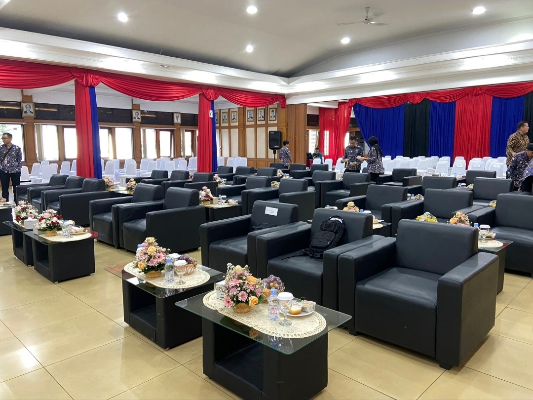 SEWA SOFA & Perlengkapan Event Bandung — kontrakan di bandung