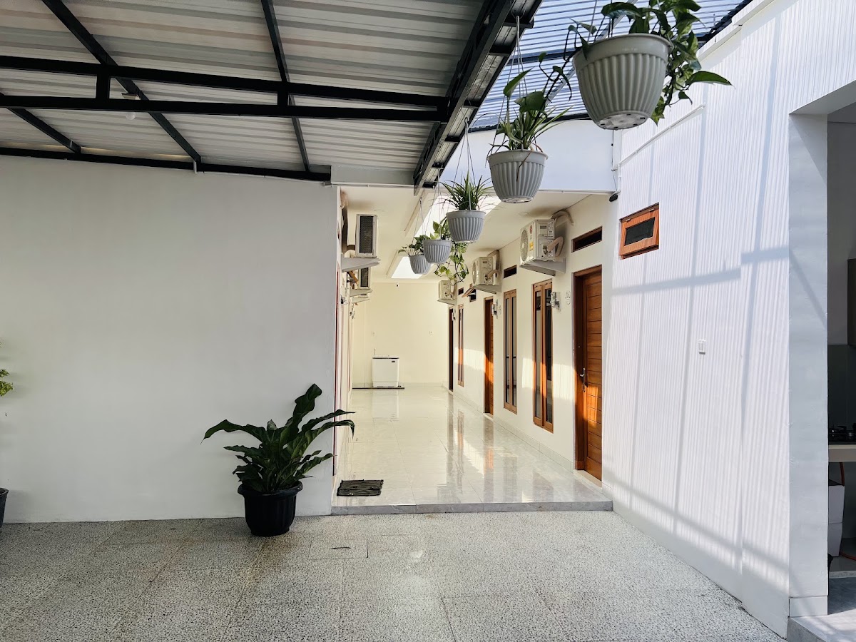 Properti terkait