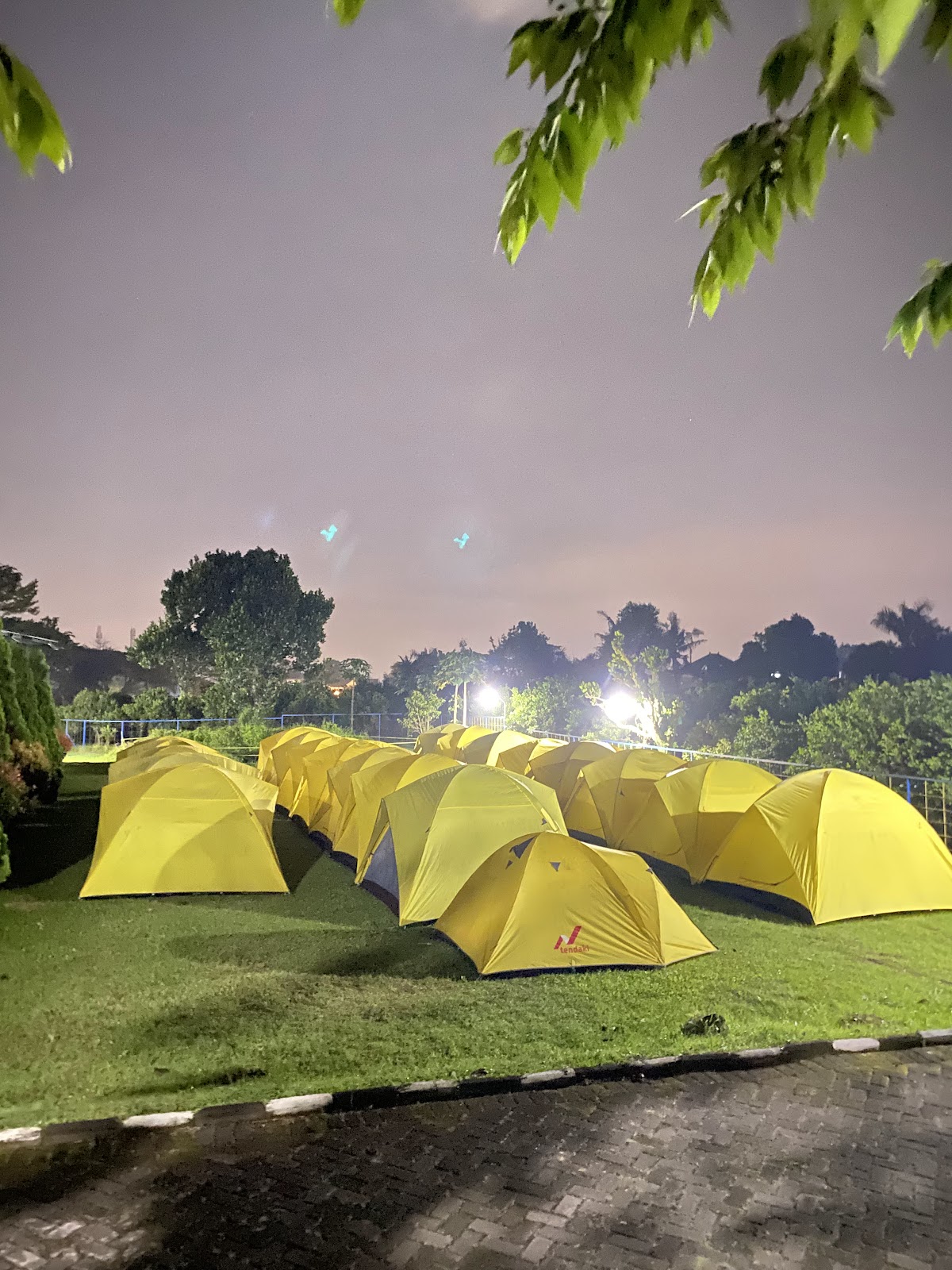 Persewaan Rental sewa alat camping outdoor trdekat wirawiri malang — kontrakan di malang