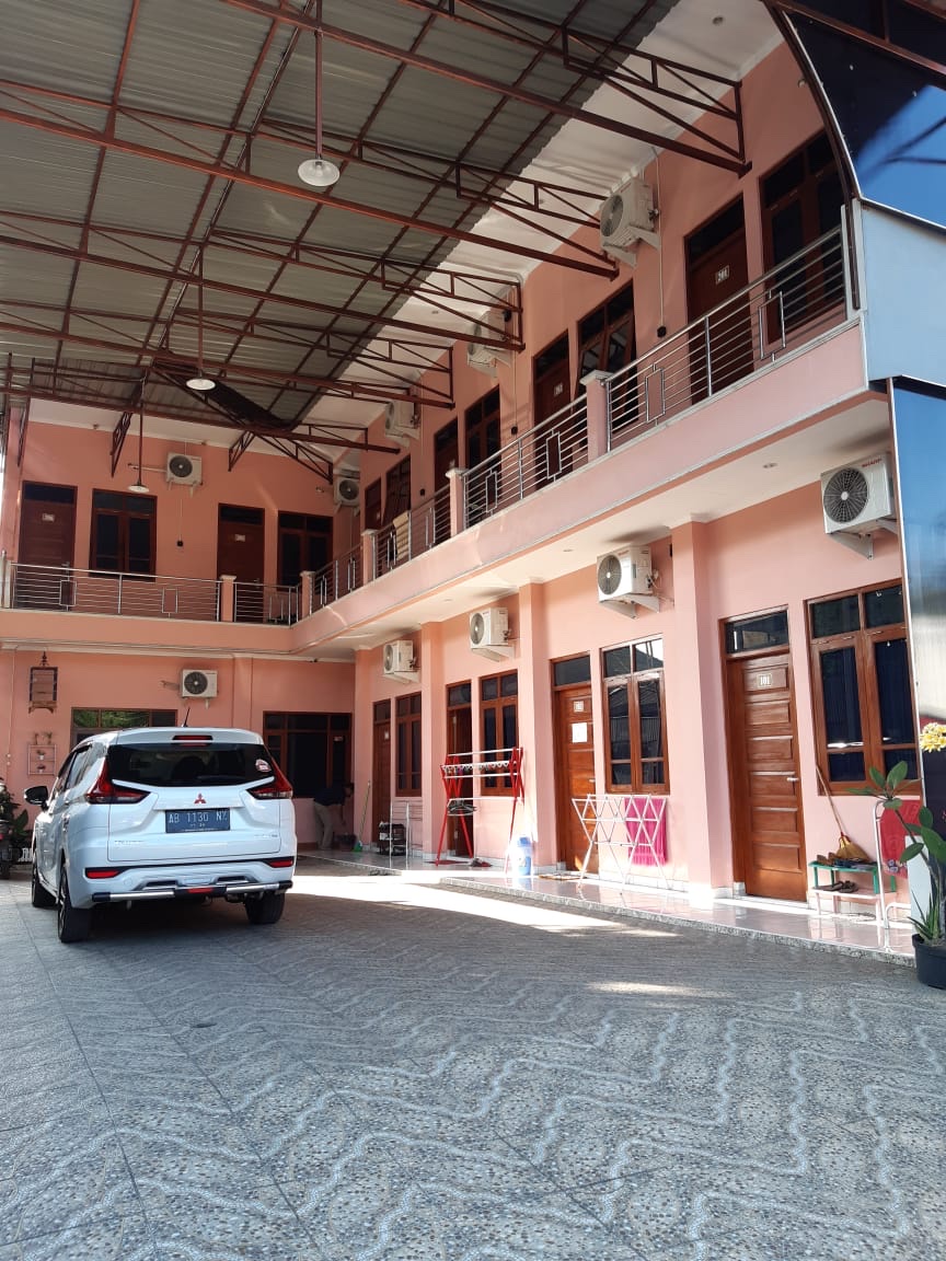Wisma Griya Ayu Kos Putri Dan Pasutri