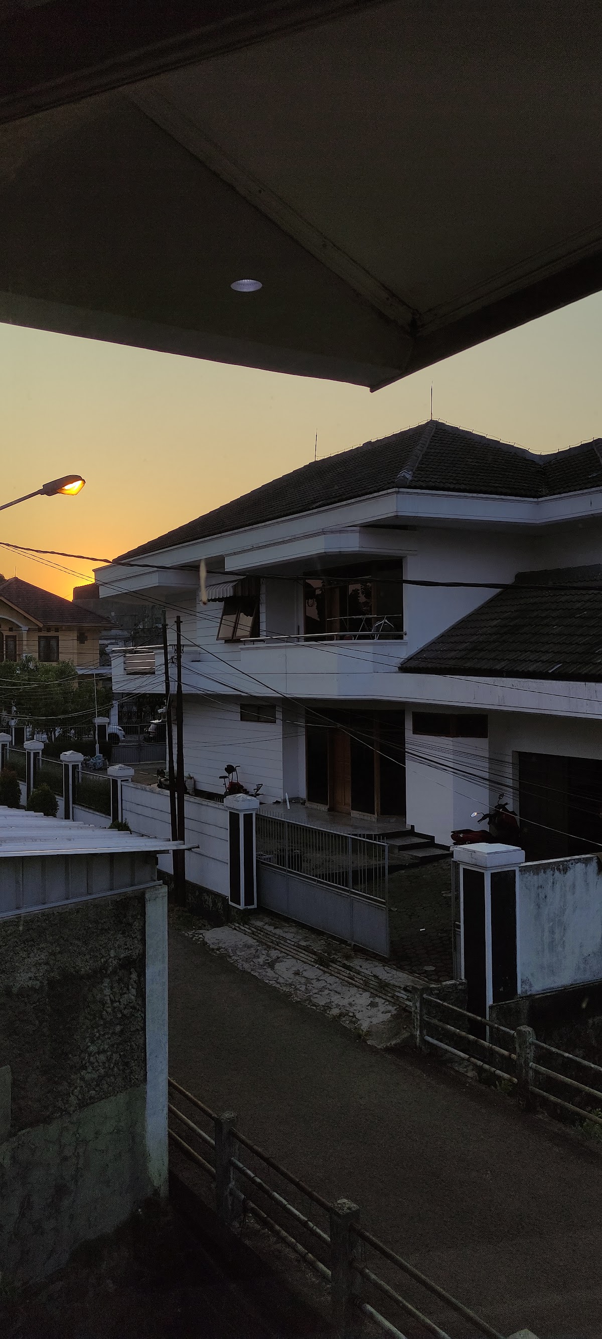 Rumah Sewa Harian Cisokan — kontrakan di bandung
